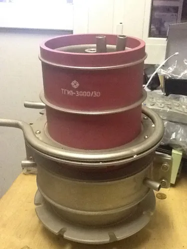 ТГИ1-3000/30 тиратрон импульсный модуляторный фото 2 ТГИ1-3000/30 тиратрон импульсный модуляторный фото 2